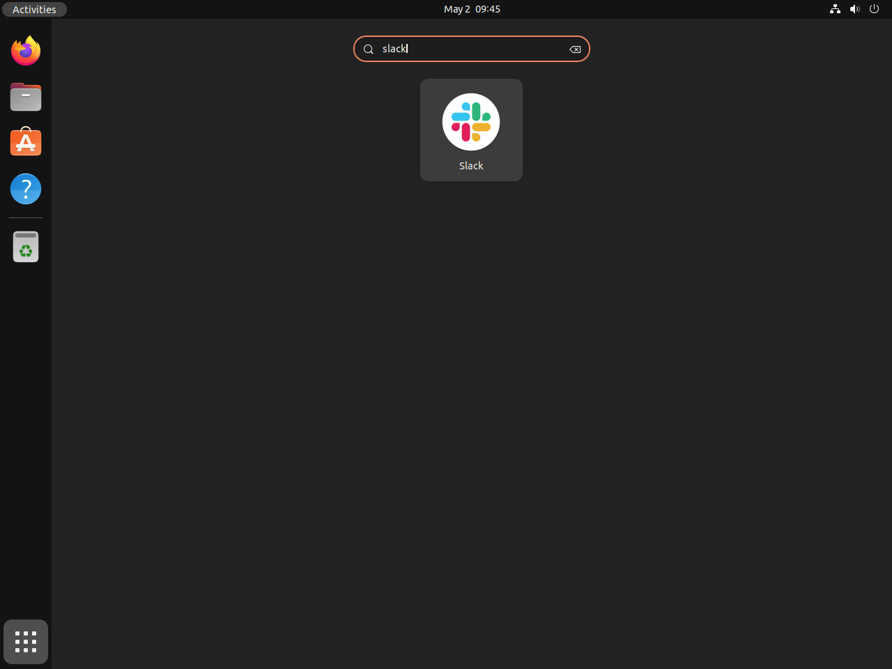 A Slack indítása az Ubuntu 24.04, 22.04 vagy 20.04 alkalmazásmenüjéből.