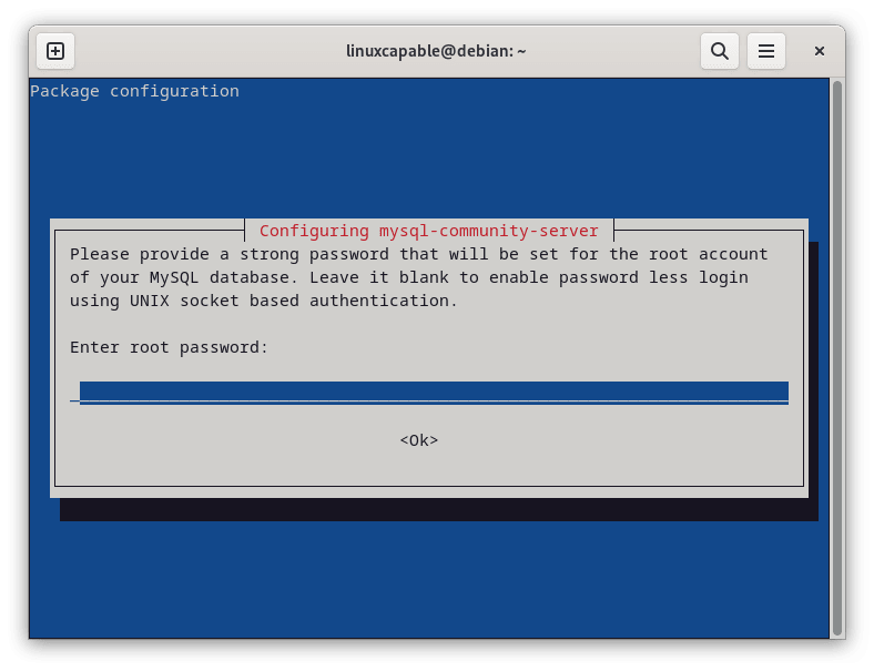 Capture d'écran illustrant l'étape de saisie d'un mot de passe root pour l'installation de MySQL 8.0 sur Debian Linux.