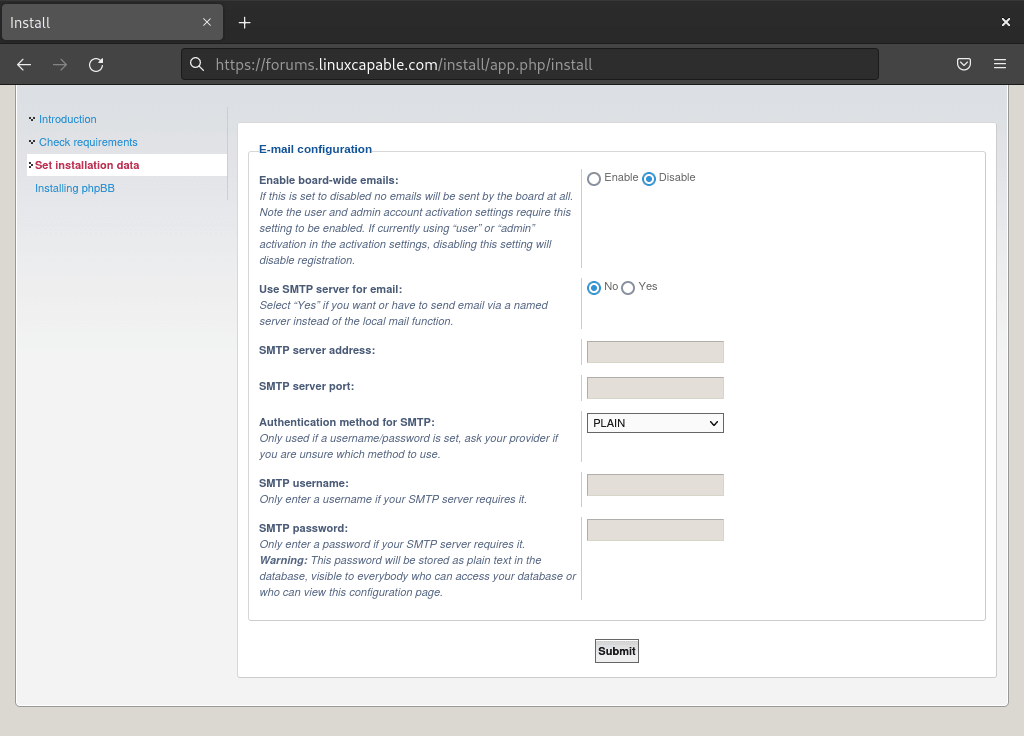 phpBB Debian WebUI étape 7 : configurer la messagerie SMTP pour le forum