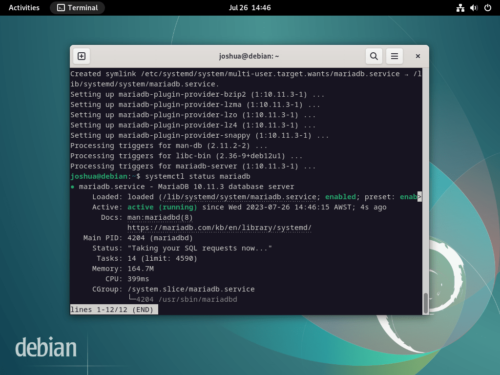 Stav MariaDB během instalace LEMP pro phpMyAdmin na Debian Linuxu