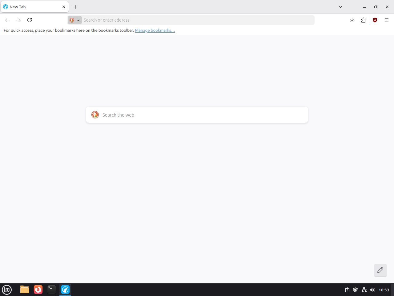 LibreWolf browser window displaying clean start page with privacy-focused search bar